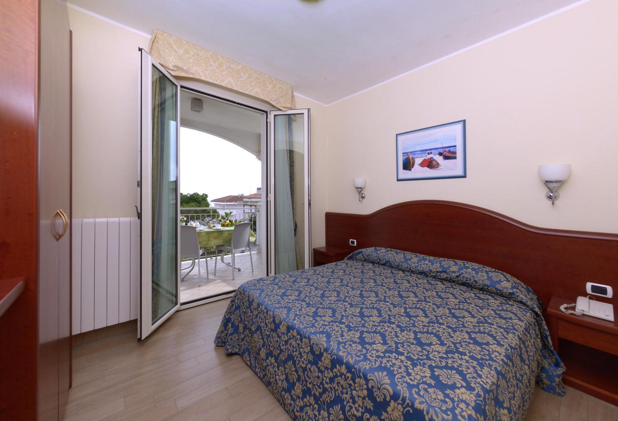 Residence Costa Smeralda 葛伦坦马勒 外观 照片